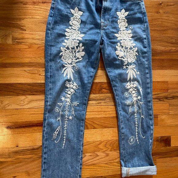 7 For All Mankind Denim - Easy Slim With Floral Embroidery In Ventura - Ventura